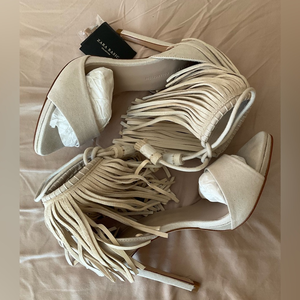 NWT Zara Fringed Heels